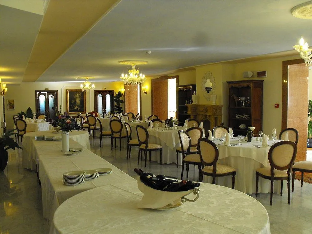 Grand Hotel President Olbia 4*,