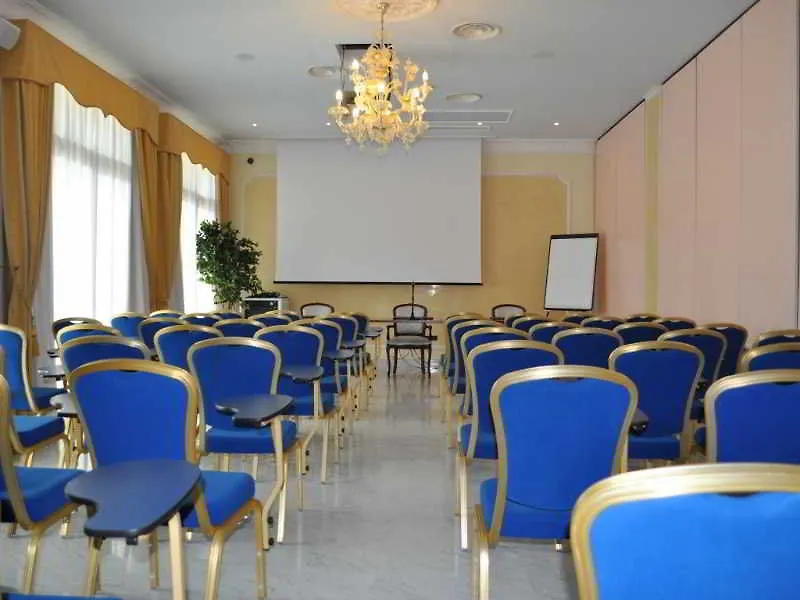 ****  Grand Hotel President Olbia Italia