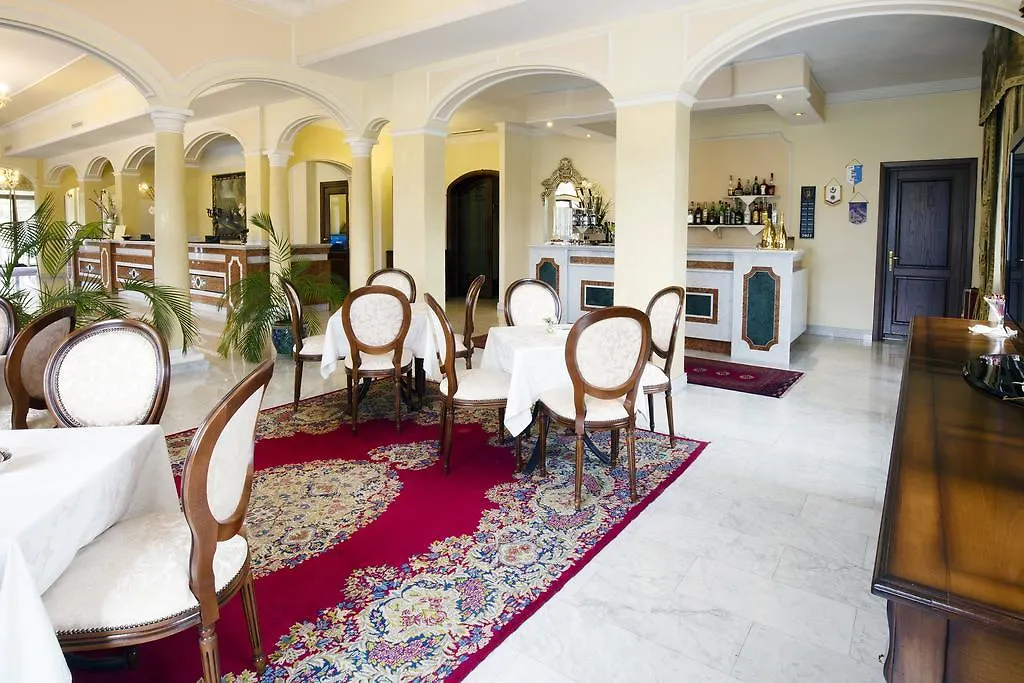 Grand Hotel President Ольбия 4*,