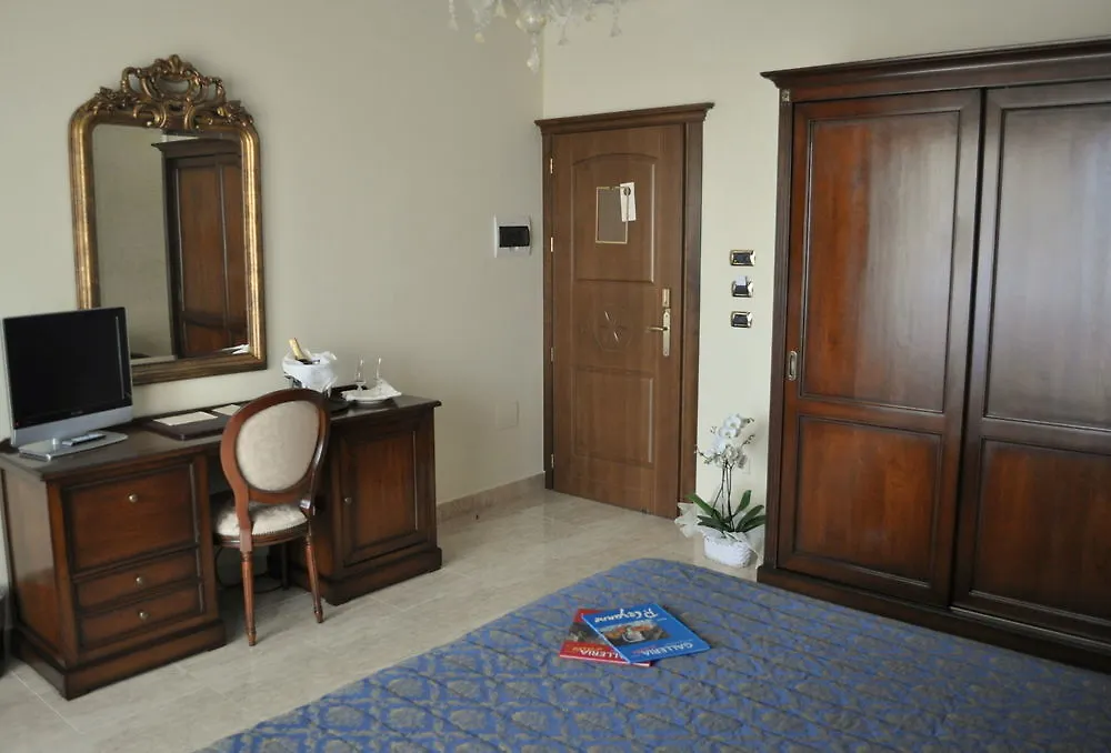 Grand Hotel President Ольбия